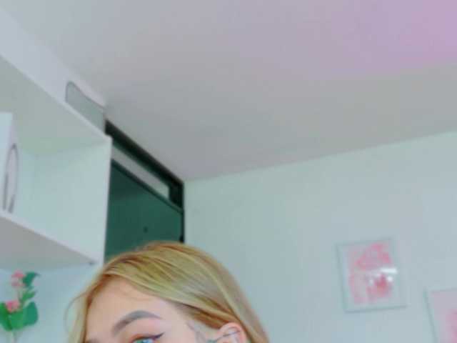 TaylorKnapp live cam on BongaCams
