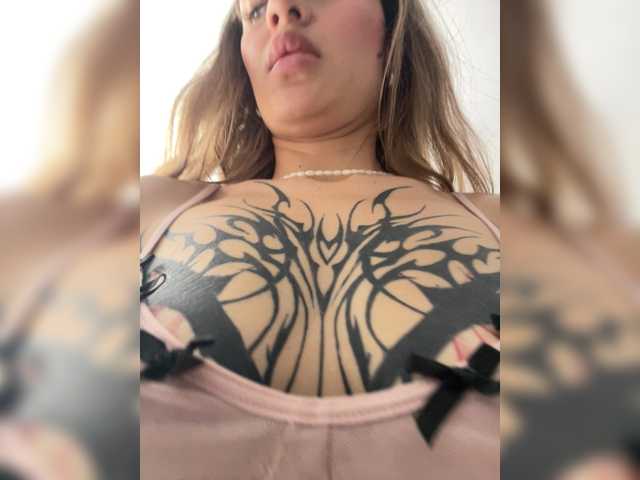 TaylorKnapp live cam on BongaCams