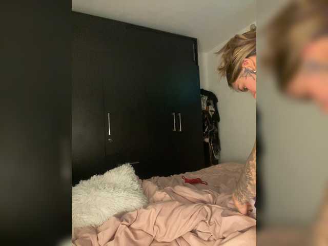 TaylorKnapp live cam on BongaCams