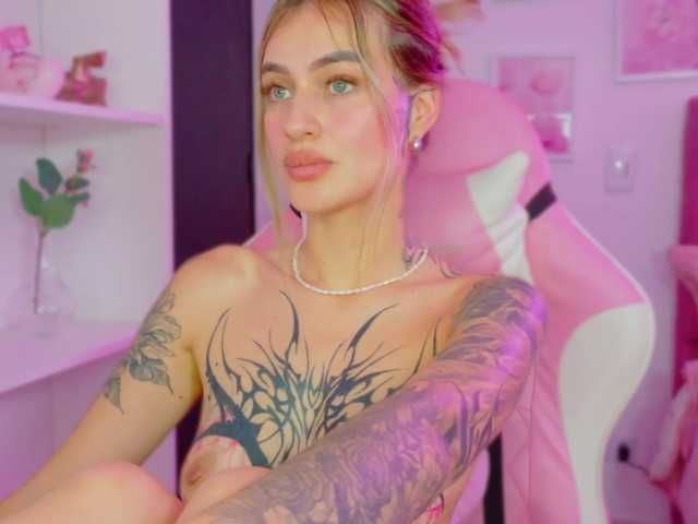 TaylorKnapp live cam on BongaCams