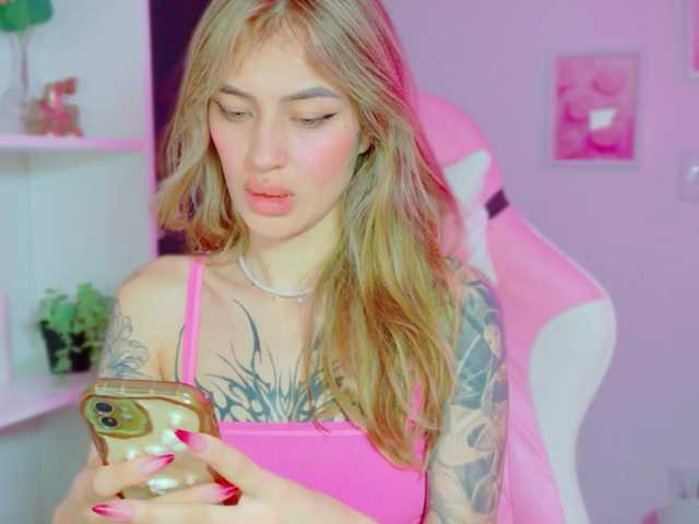 TaylorKnapp live cam on BongaCams