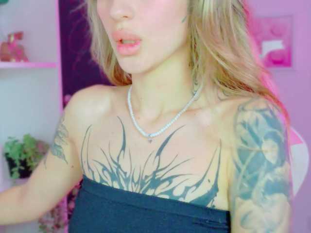 TaylorKnapp live cam on BongaCams