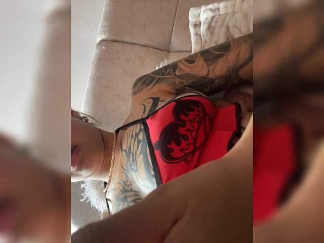 TaylorKnapp live cam on BongaCams