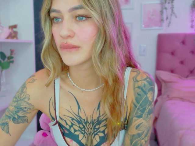TaylorKnapp live cam on BongaCams