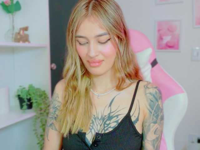 TaylorKnapp live cam on BongaCams