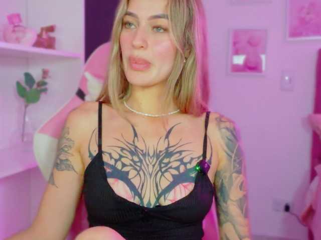 TaylorKnapp live cam on BongaCams
