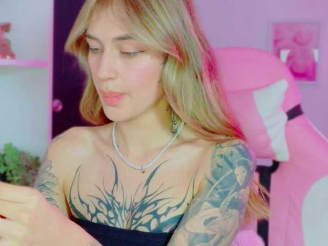 TaylorKnapp live cam on BongaCams
