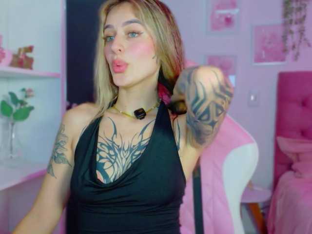 TaylorKnapp live cam on BongaCams