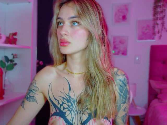TaylorKnapp live cam on BongaCams