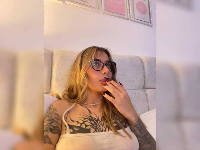 TaylorKnapp live cam on BongaCams