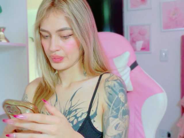 TaylorKnapp live cam on BongaCams