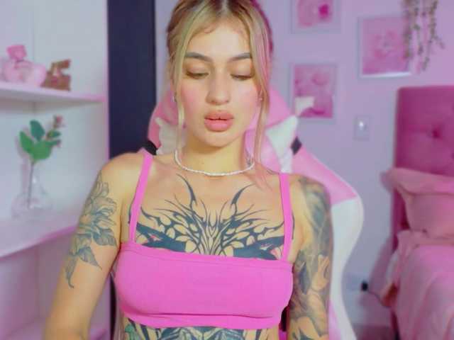 TaylorKnapp live cam on BongaCams