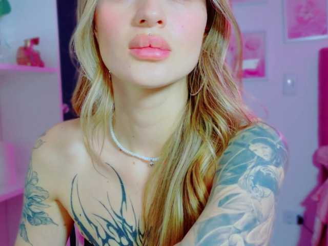 TaylorKnapp live cam on BongaCams