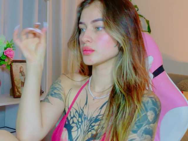 TaylorKnapp's BongaCams show and profile