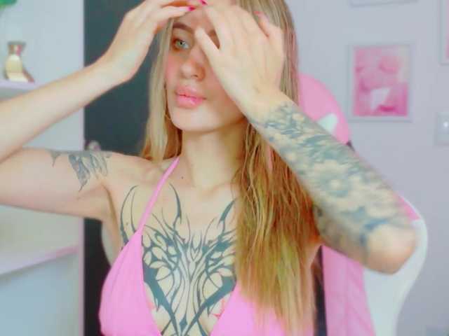 TaylorKnapp live cam on BongaCams