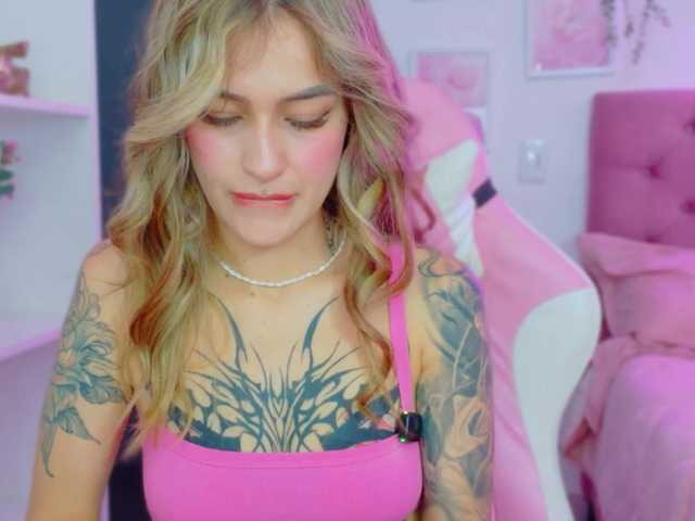 TaylorKnapp live cam on BongaCams