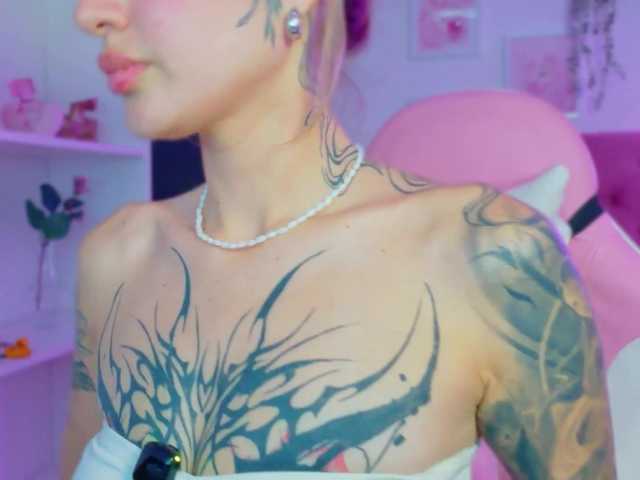 TaylorKnapp live cam on BongaCams