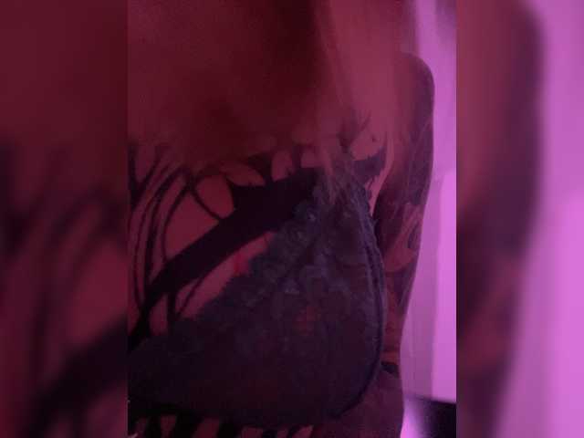 TaylorKnapp live cam on BongaCams