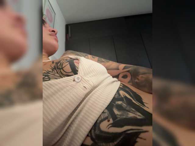 TaylorKnapp live cam on BongaCams