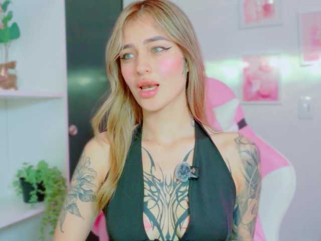 TaylorKnapp live cam on BongaCams