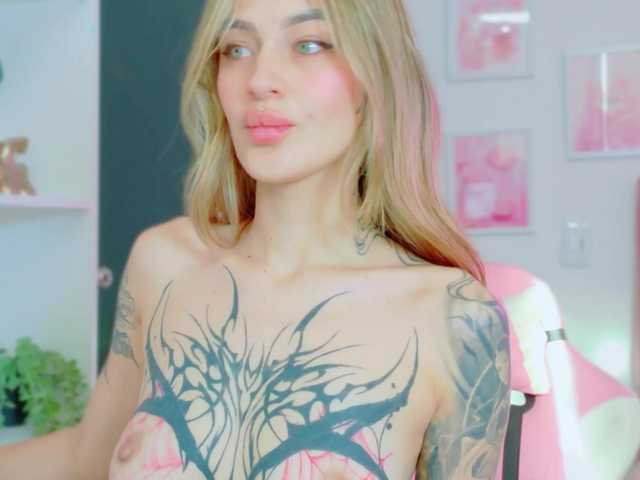 TaylorKnapp live cam on BongaCams