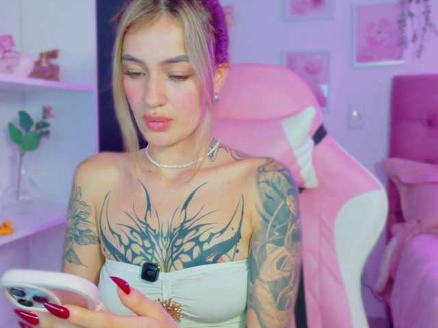 TaylorKnapp live cam on BongaCams