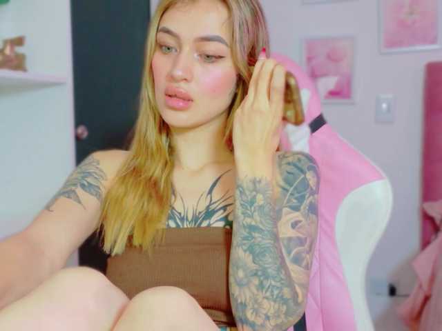 TaylorKnapp live cam on BongaCams