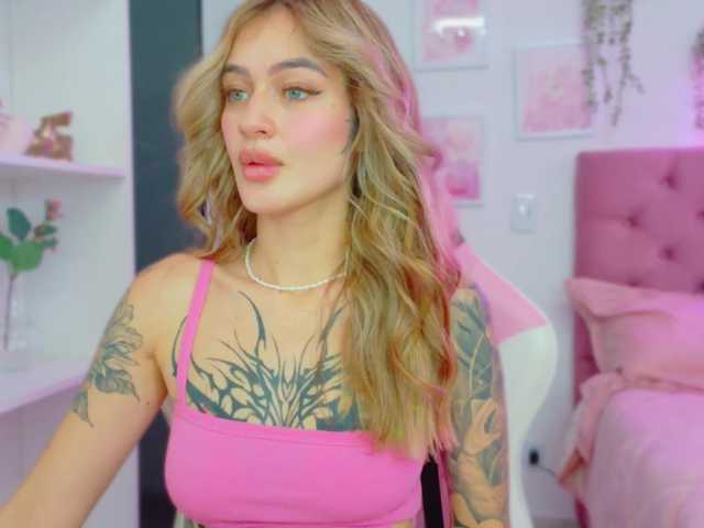 TaylorKnapp live cam on BongaCams