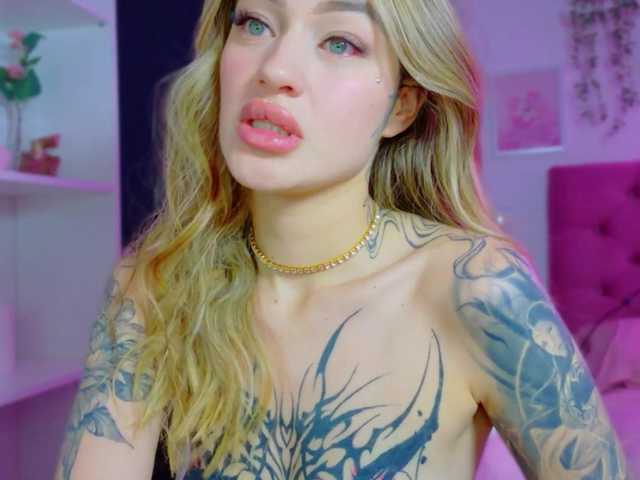 TaylorKnapp live cam on BongaCams