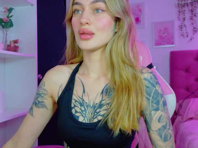 TaylorKnapp live cam on BongaCams