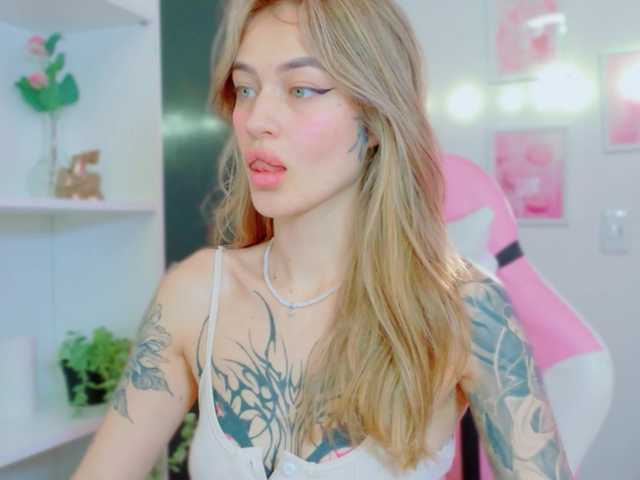TaylorKnapp live cam on BongaCams