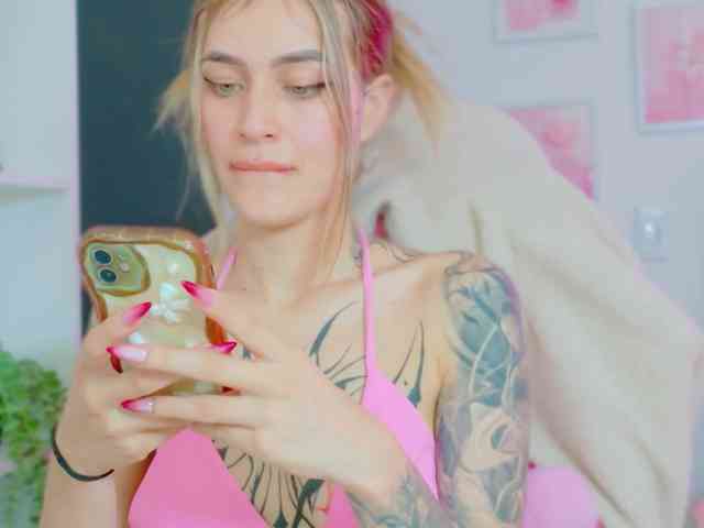 TaylorKnapp webcam