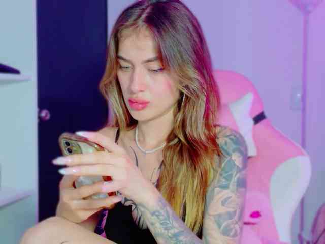 TaylorKnapp webcam