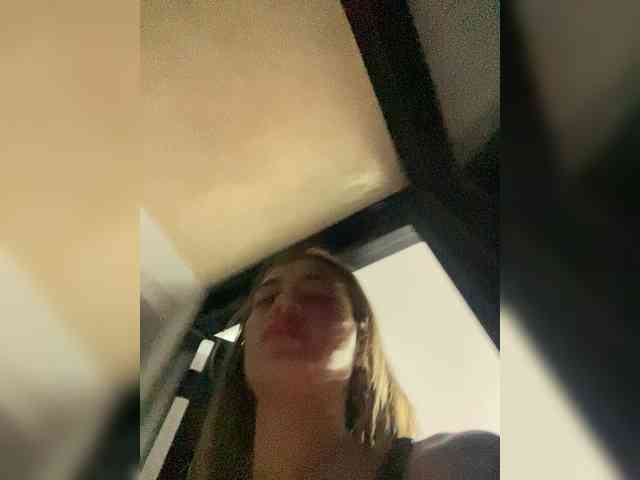 TaylorKnapp webcam