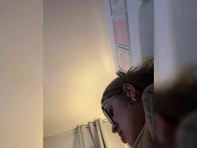 TaylorKnapp webcam