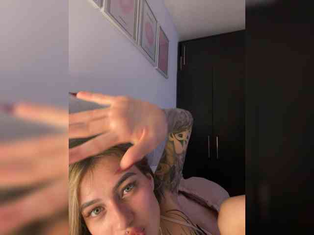 TaylorKnapp webcam