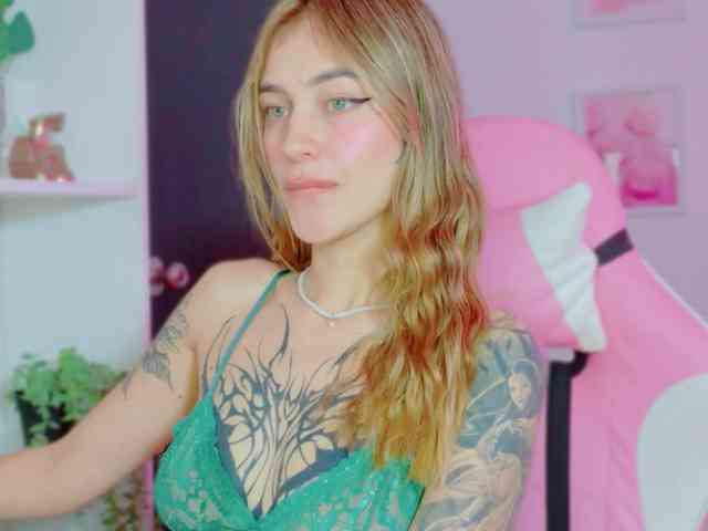 TaylorKnapp webcam