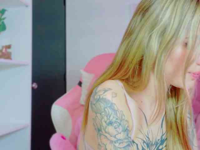TaylorKnapp webcam