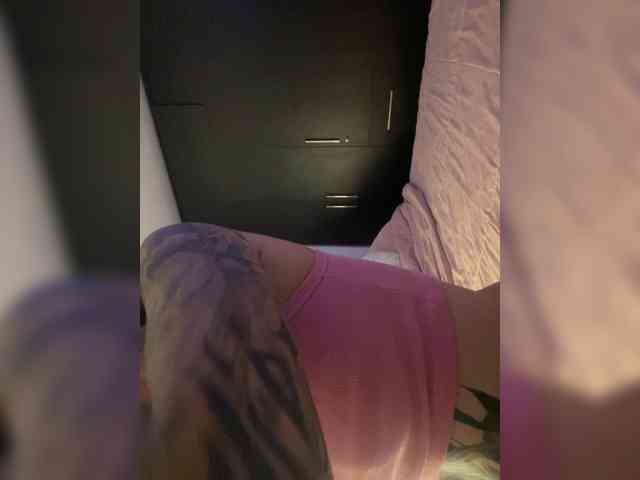 TaylorKnapp webcam