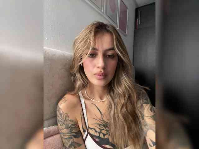 TaylorKnapp webcam