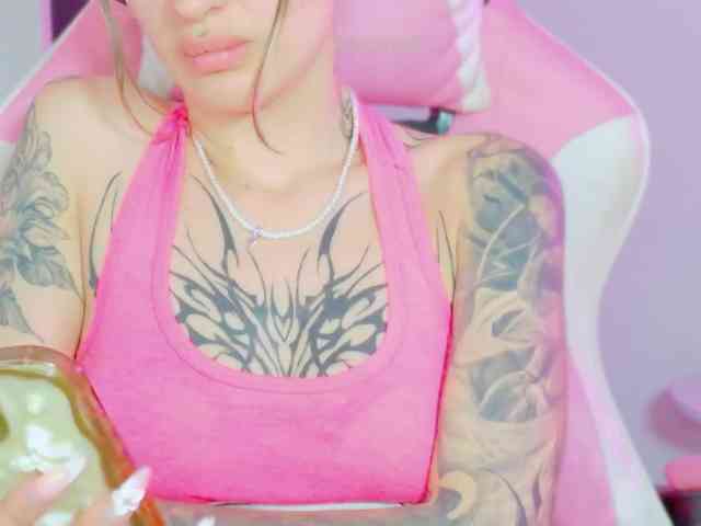 TaylorKnapp webcam