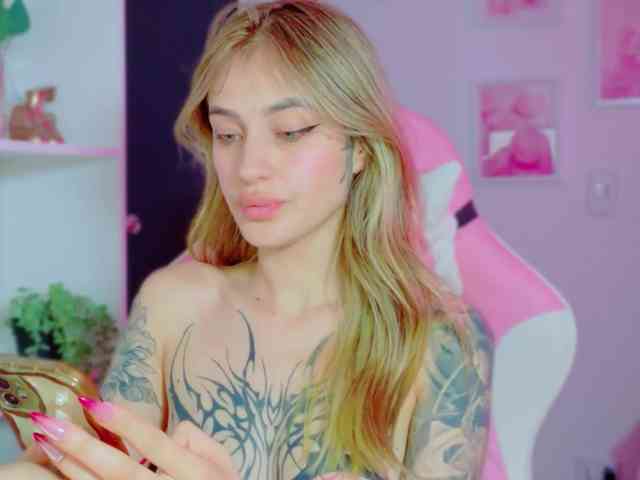 TaylorKnapp webcam
