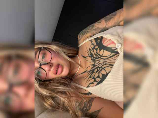 TaylorKnapp webcam
