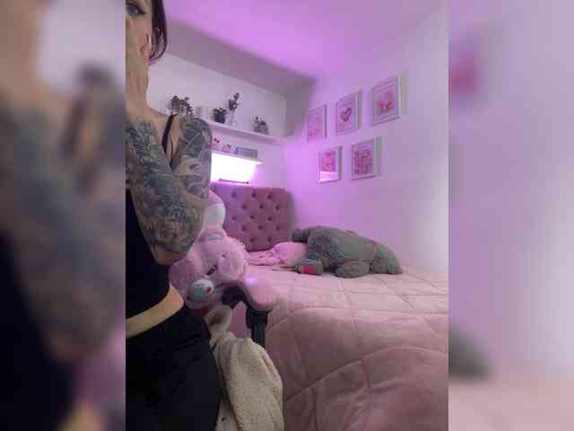 TaylorKnapp webcam