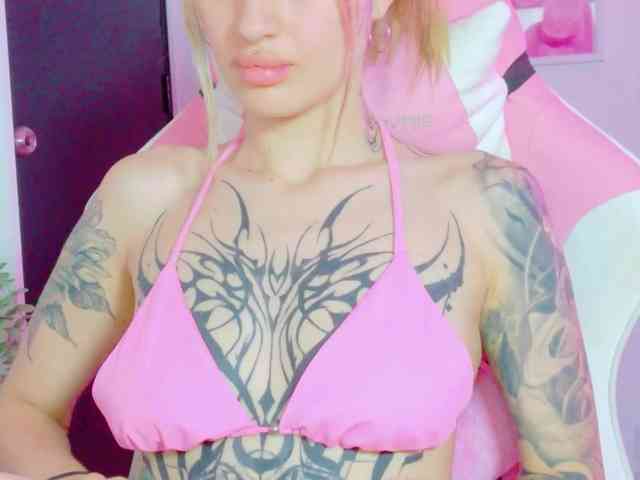 TaylorKnapp webcam