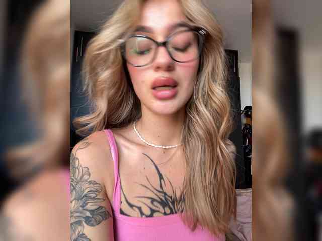 TaylorKnapp webcam