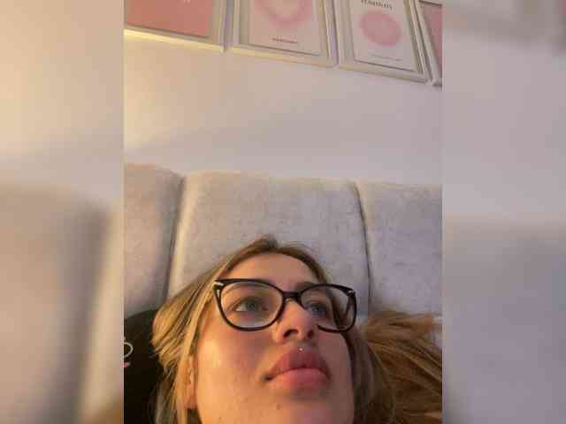 TaylorKnapp webcam
