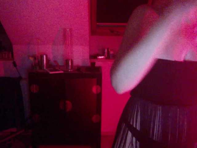 erikaboom66 Live Cam on BongaCams
