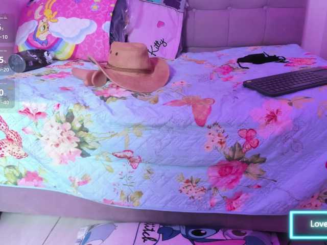 Lola-wish live cam on BongaCams