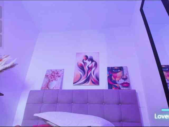 Lola-wish webcam